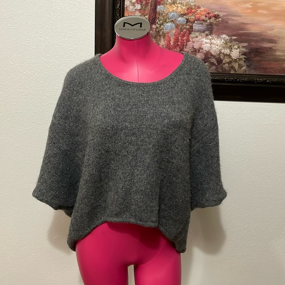 MFH Knits 100% BABY ALPACA SOFT Gray Sweater MADE IN PERU Size Medium Keyhole